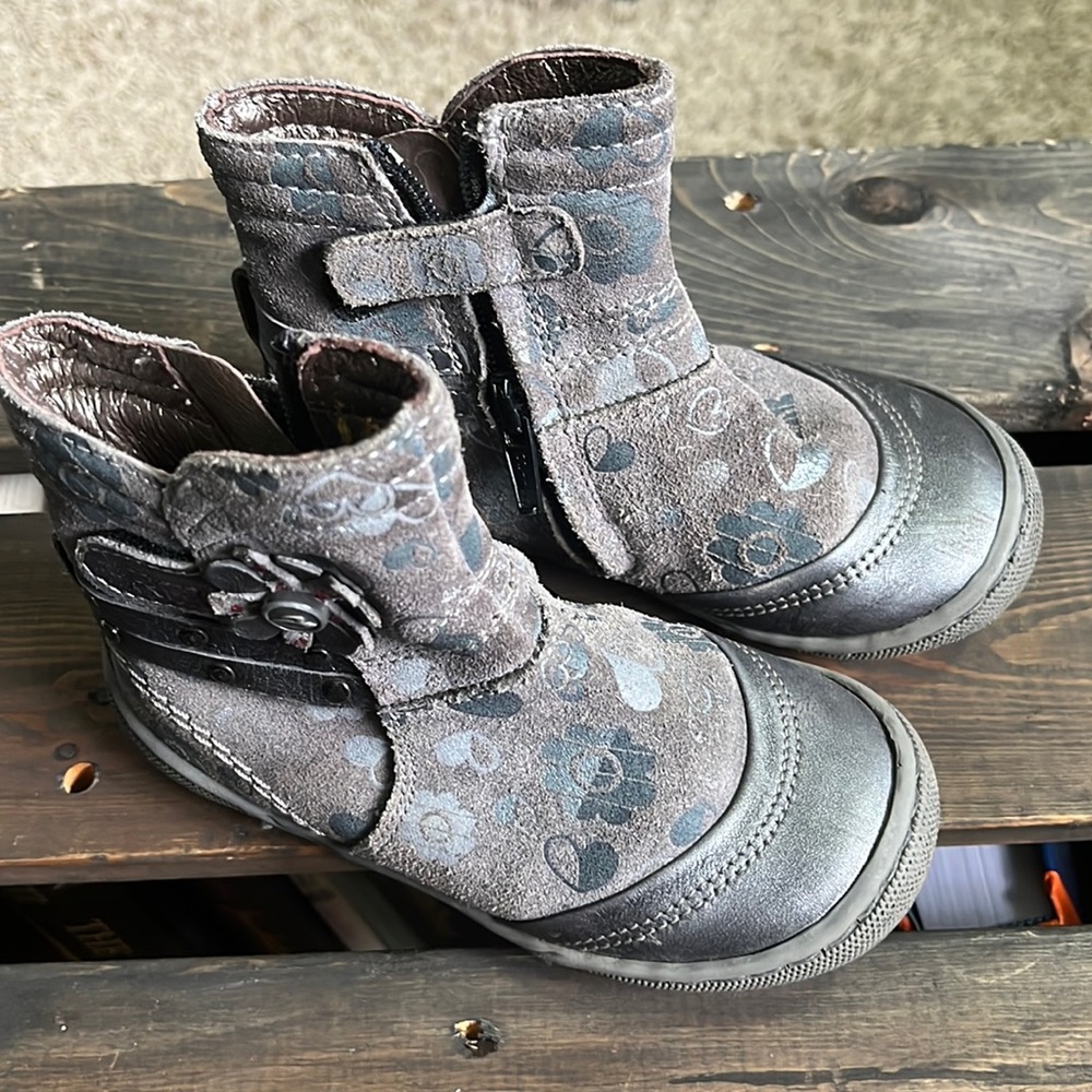 Romagnoli Leather Boots